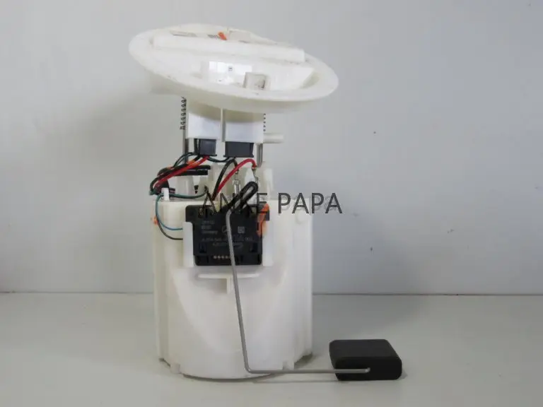 Fuel Pump Assembly For W204 W212 C200 C250 E200 E250 2044700294 1 set FUEL DELIVERY MODULE
