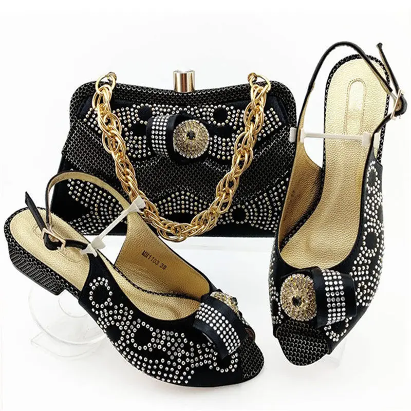 MM1103 BLACK SIZE 38-43 Heel 4CM 0.9KG RMB235
