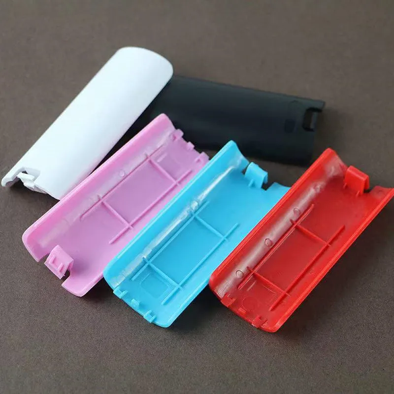 

500PCS Practical Battery Cover Case for Wii Wireless Controller