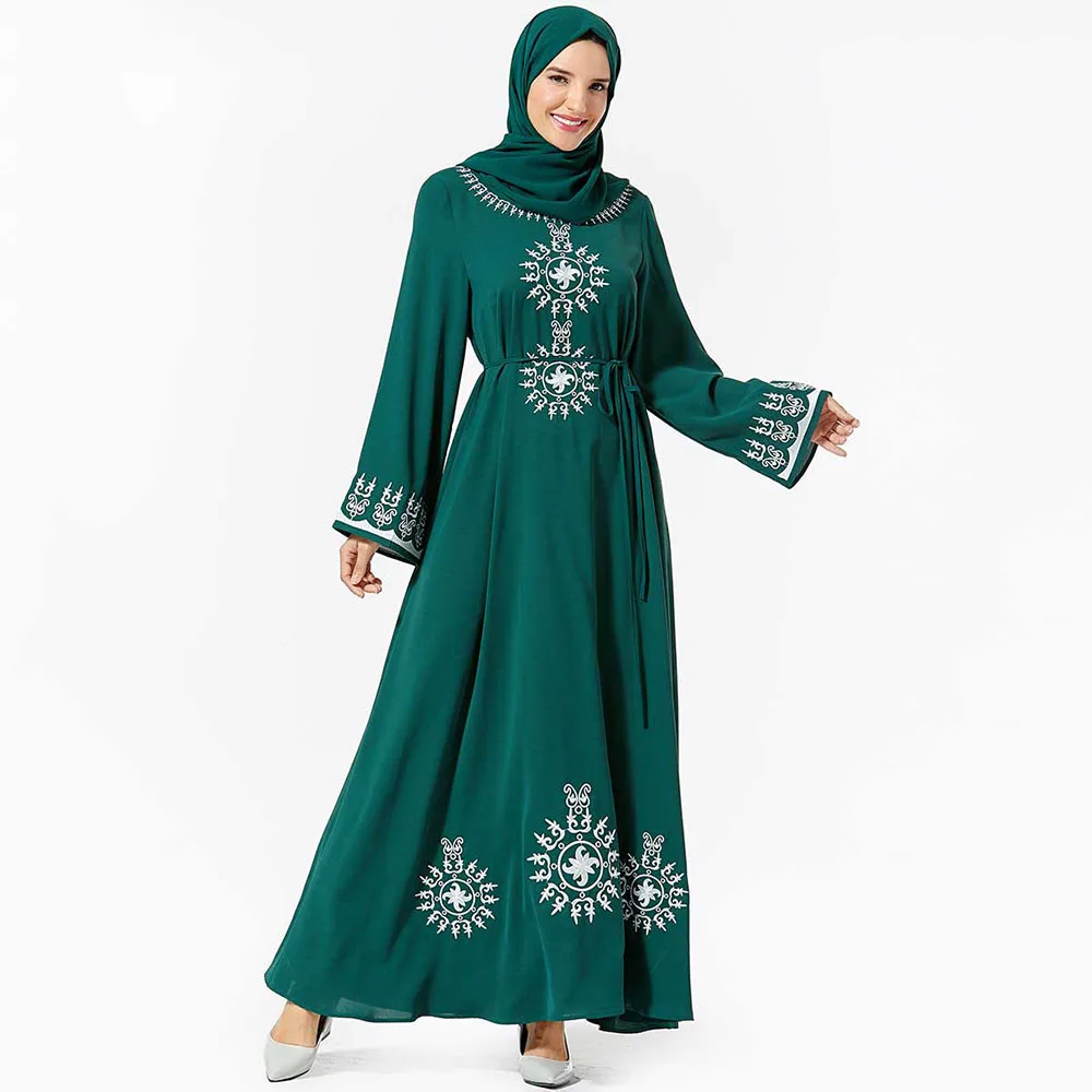 Elegant Long Robes Arab Women's Embroidered Belt Muslim Dress Autumn Islamic Dress Women Clothing No Hijab Muslim Long Robes