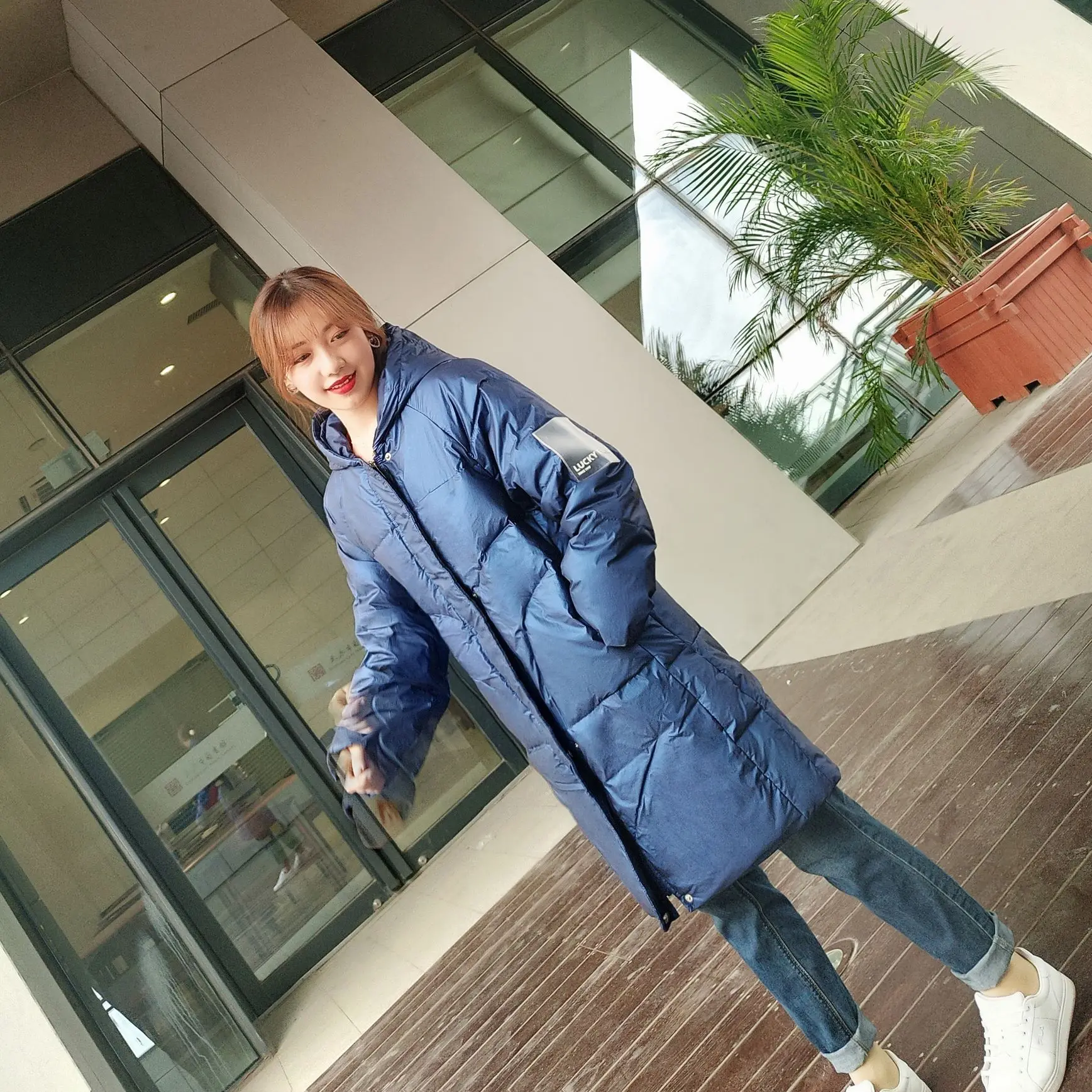 Зимний пуховик для женщин средней длины, стиль, толстый белый утиный пух, корейский стиль, маркировка LUCKY Five, яркая поверхность