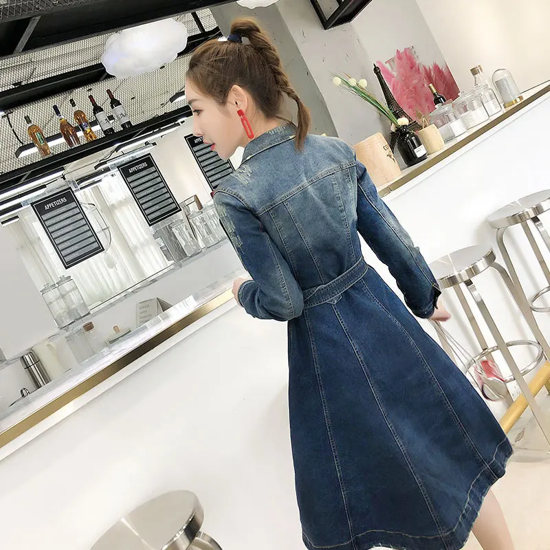 Vintage Ripped Lange Mouwen Slanke Enkele Breasted Denim Jurk Straat Casual Sjerpen Hoge Taille Vestido 2020 Nieuwe Kantoor Jeans Jurk Vintage Ripped Lange Mouwen Slanke Enkele Breasted Denim Jurk Straat Casual Sjerpen Hoge Taille Vestido 2020 Nieuwe Kantoor Jeans Jurk