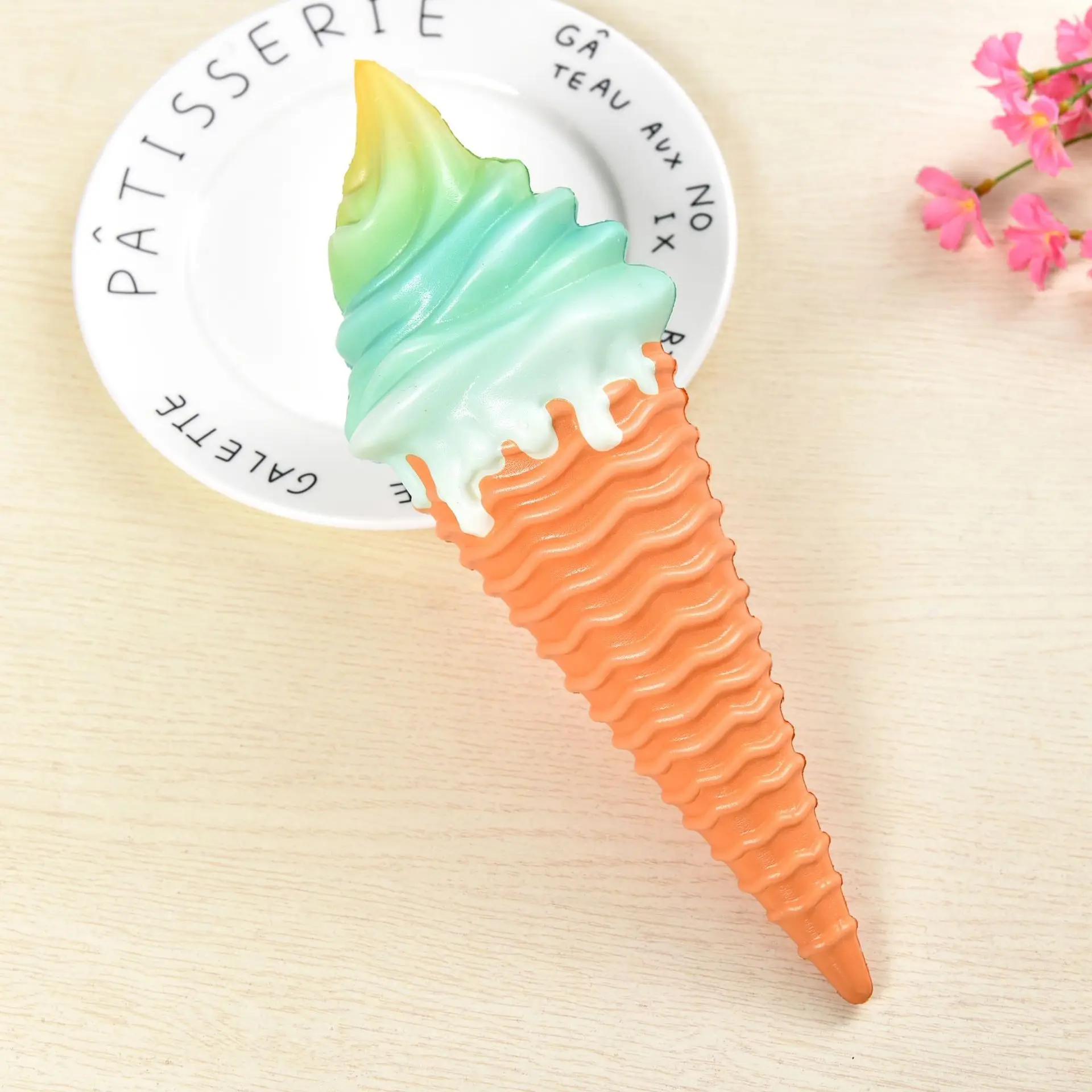 Colorful Ice Cream Squishy Slow Rising Soft Creative Squeeze Toys Simulation Stress Relief Funny Xmas Gift Toy for Kids pea popper fidget Squeeze Toys