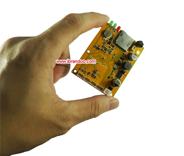 1ch 1080p sd dvr module in hand
