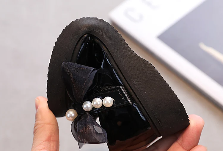 Children's Leather Shoes Rubber Kid's Soft Leather shoes girl's Flat with School Shoes Beading Bow shoe black leather shoes,girls shoes,girls flats