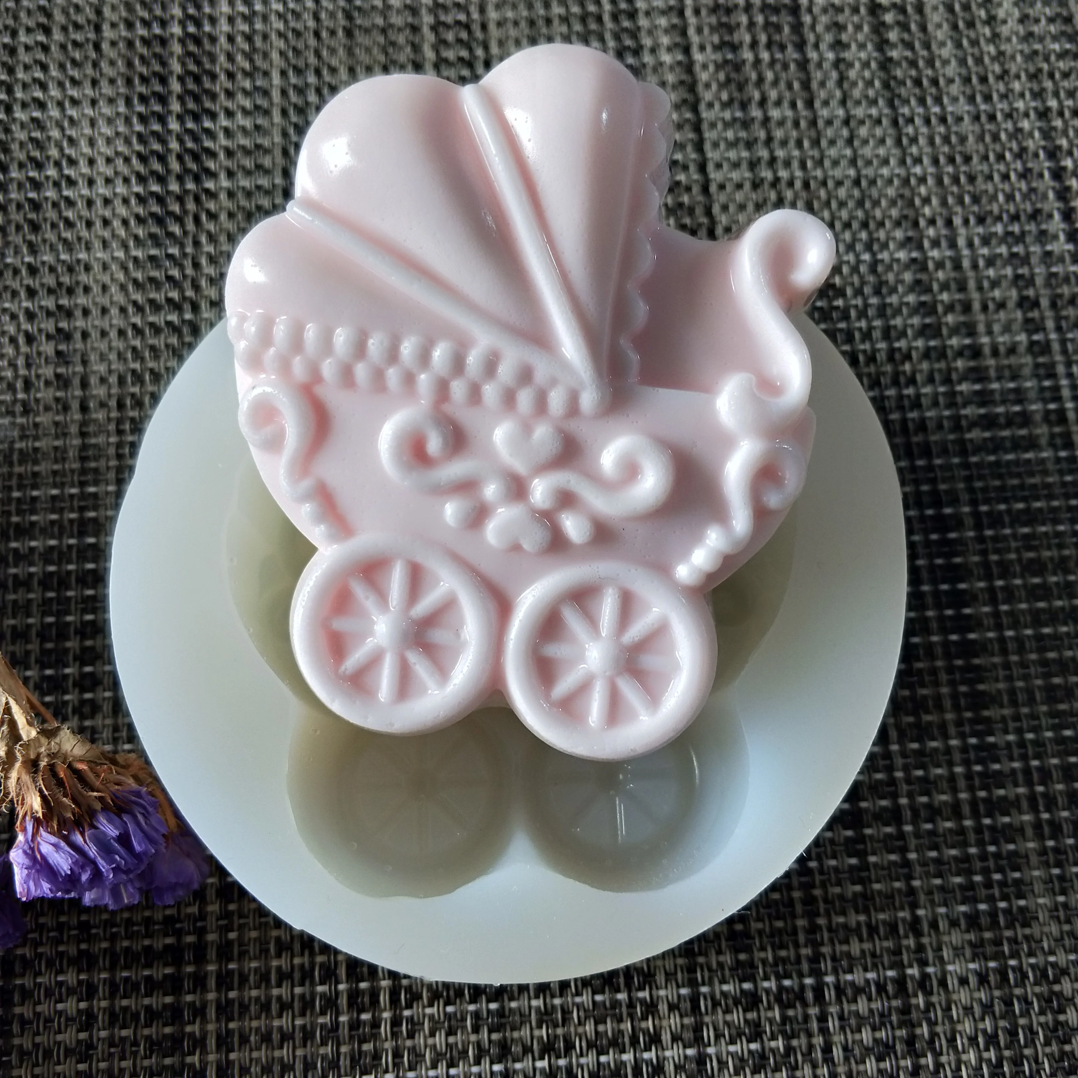 

QT0167 PRZY silicone mold Baby carriage soap mould pram handmade soap making molds candle silicone mold resin clay moulds