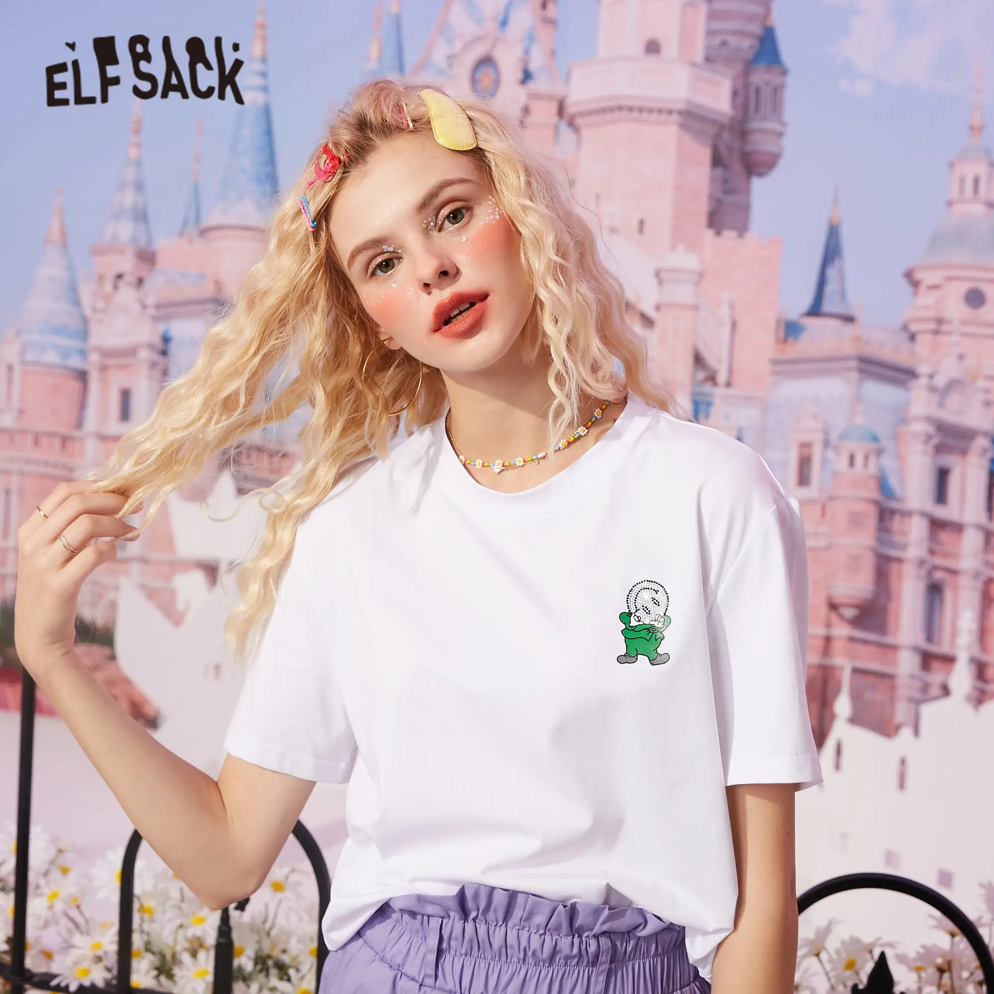 Женская футболка с забавным графическим принтом ELFSACK зеленая Повседневная в