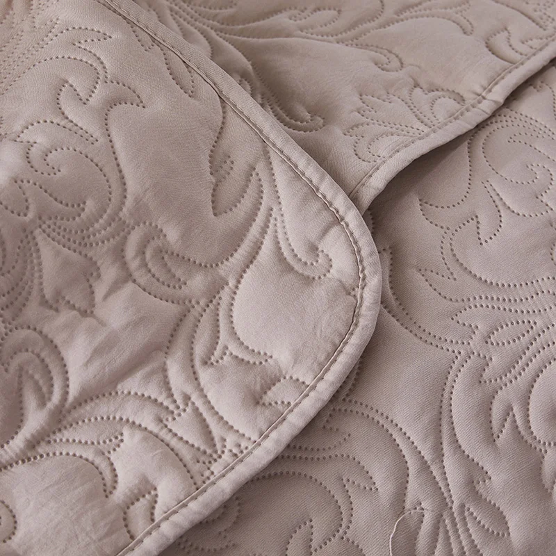 light pink bedspread