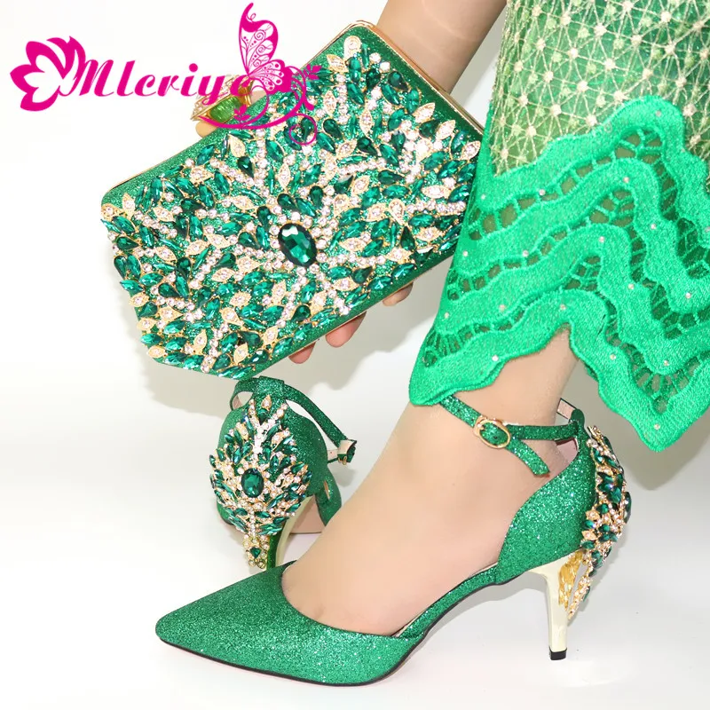 

Latest Decorated With Rhinestone Woman Shoes And Bags Set 2019 New Fashion Spike Heels Shoes And Bag Set For Party