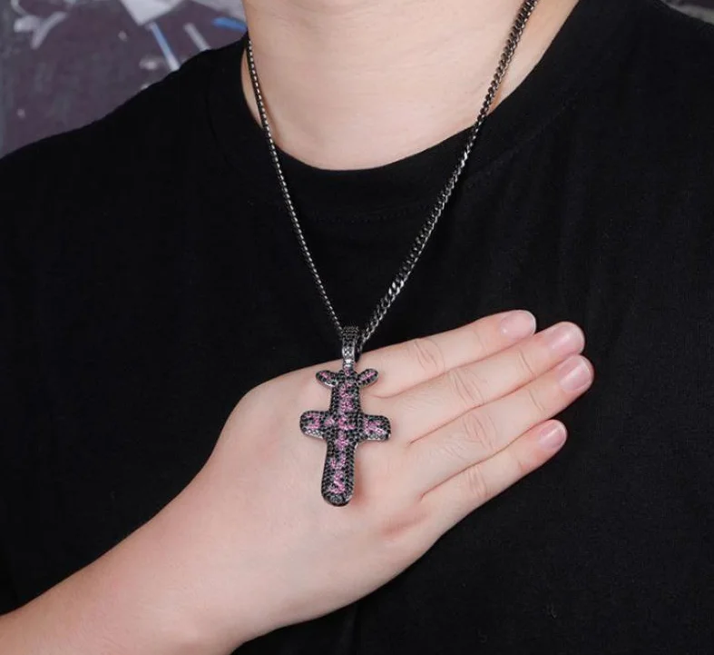 Collier Homme Moderne, Pendentif Pierre Turquoise, Cadre Doré Texturé