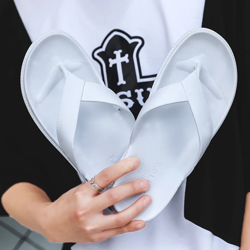 

Fashion Anti-Slip Summer Lightweight Home Leisure Slippers Men Comfortabla Top Quality Flip Flops Men Shoes Chanclas Hombre