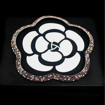 

Diamond Rose Flower Car Anti Slip Pad Rubber Mobile Sticky Dashboard Phone Anti Non Slip Mat For GPS MP3 Doll Cushion Women