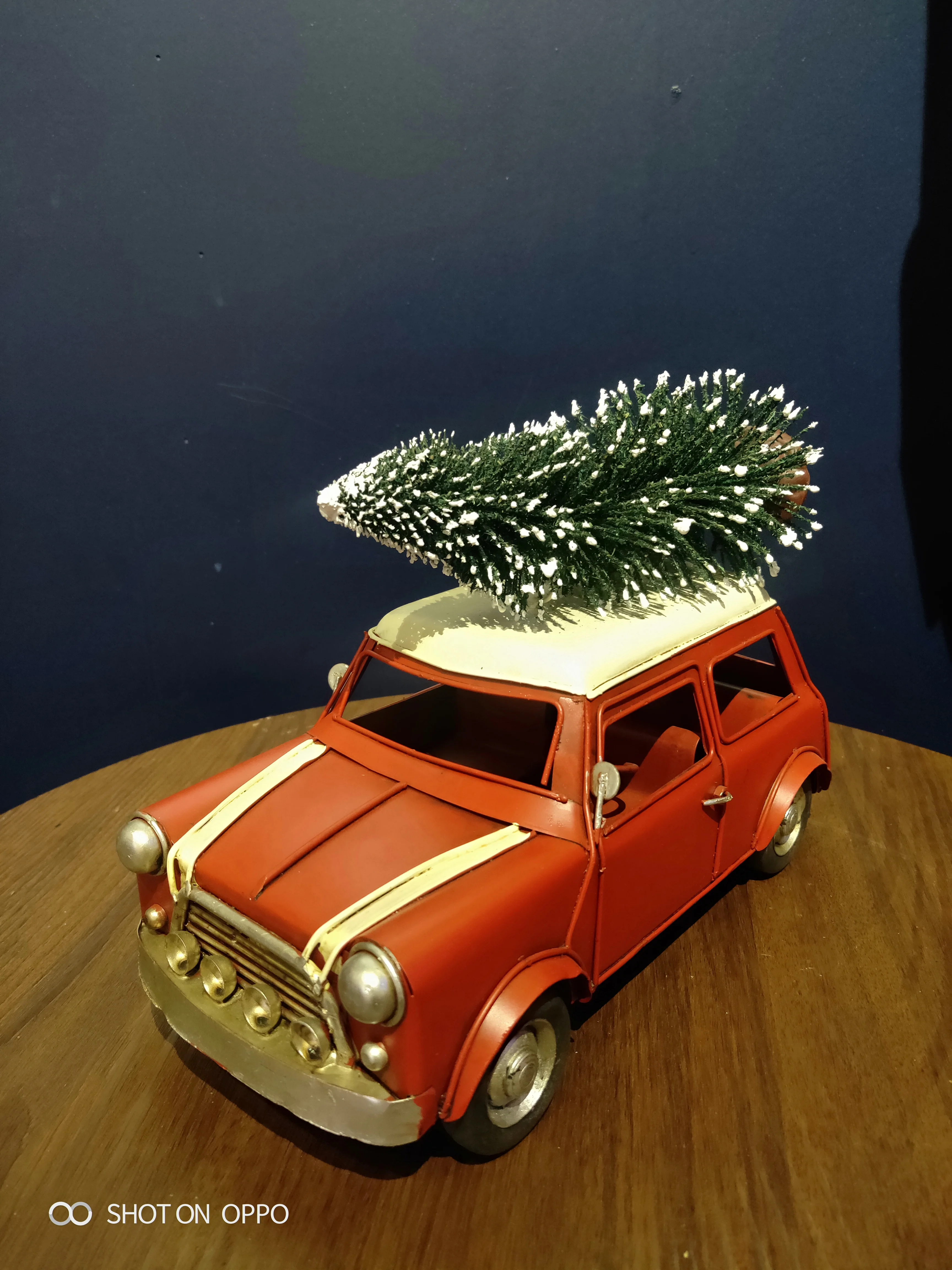 Рождественский автомобиль 25*12*17 см