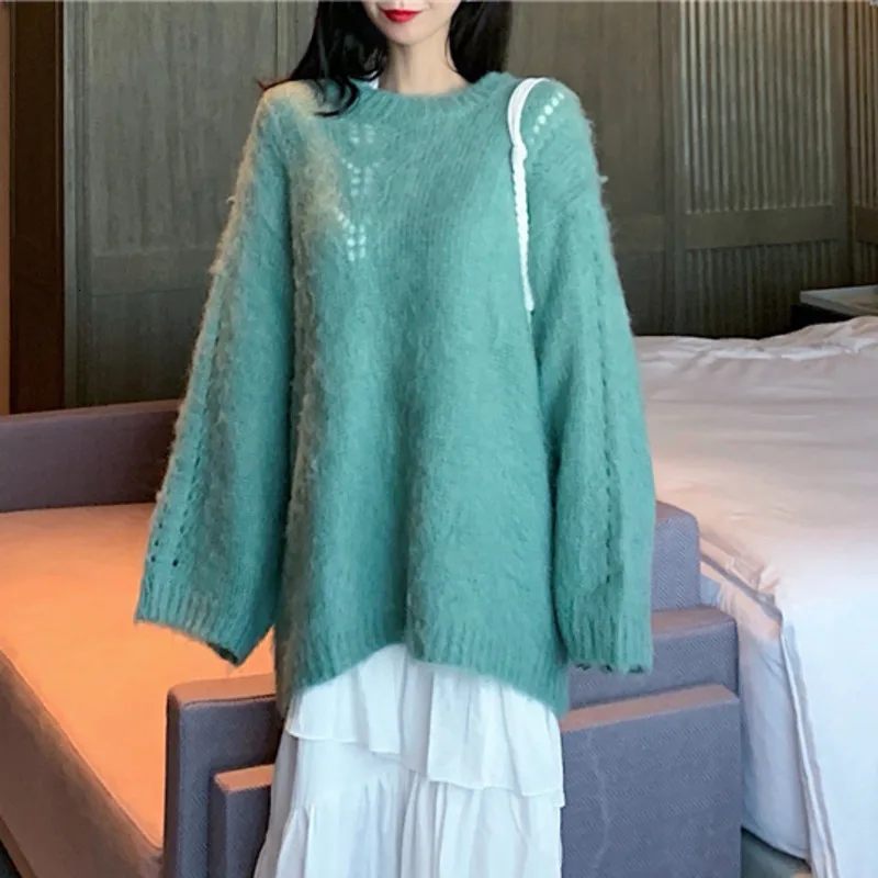Fashion Tide Autumn And Winter New Fashion Solid Color Round Neck Loose Long Section Thick Warm Wild Plush Sweater Women PB557