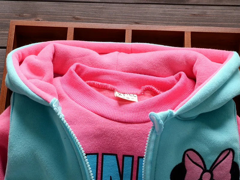 11560199672_1717997369