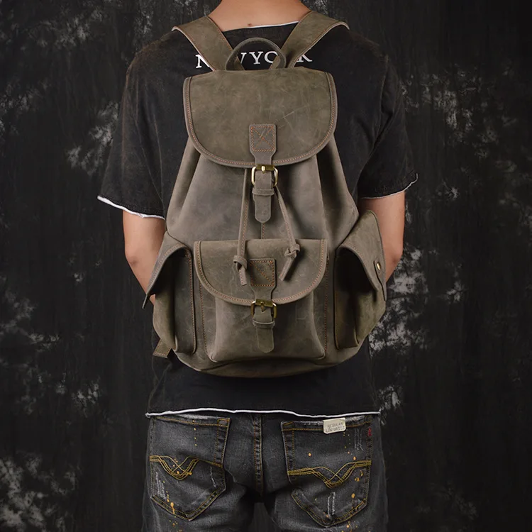 

Head leather retro personality lady with shoulder bag mad horseskin outdoor traveling men's Backpack