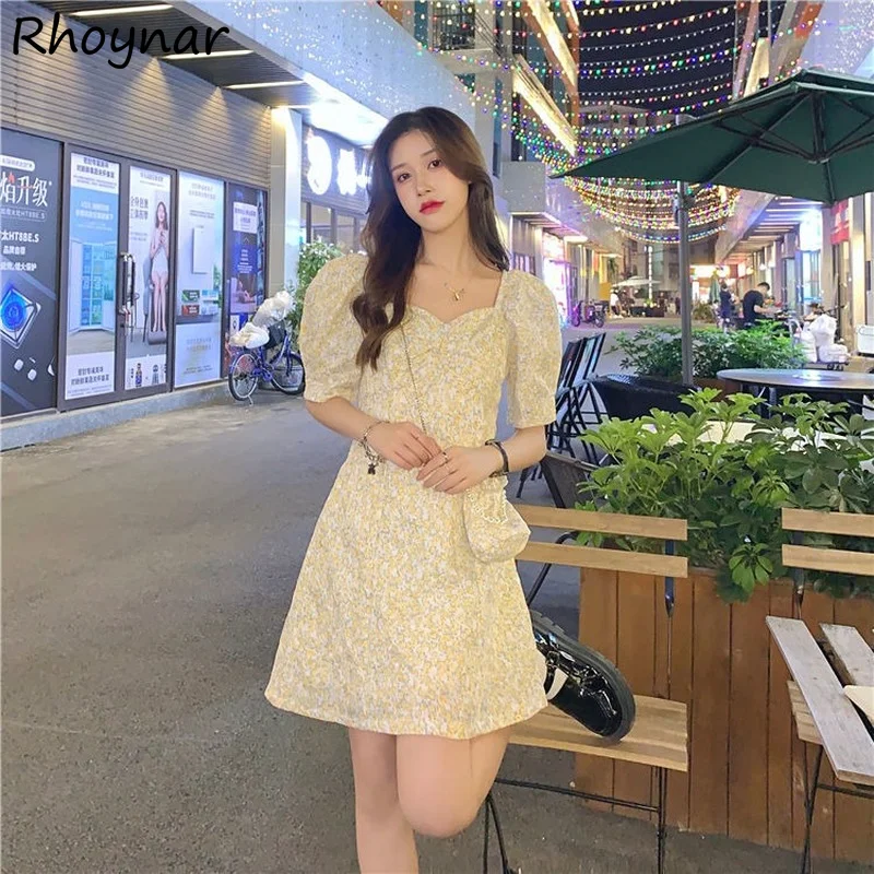 

Dress Women Vintage Design Holiday Students Puff Sleeve Floral Square Collar French Style Tender Cozy Ins Summer Elegant Fashion