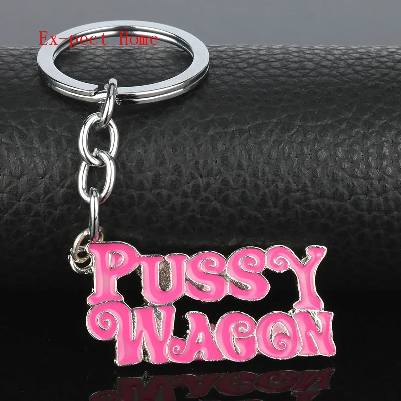 100pcs/lot Pink Metal Pussy Wagon Keychains Zinc Alloy Pussy Wagon Keyrings Women Gifts