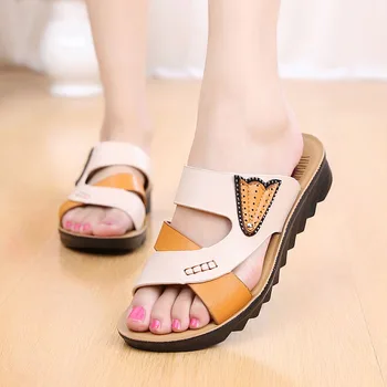 

Shoes Rubber Slippers Low Slides PU Slipers Women Flat 2020 Summer Bonded Leather Rome Basic Shoes Woman 2020 Slippers Women