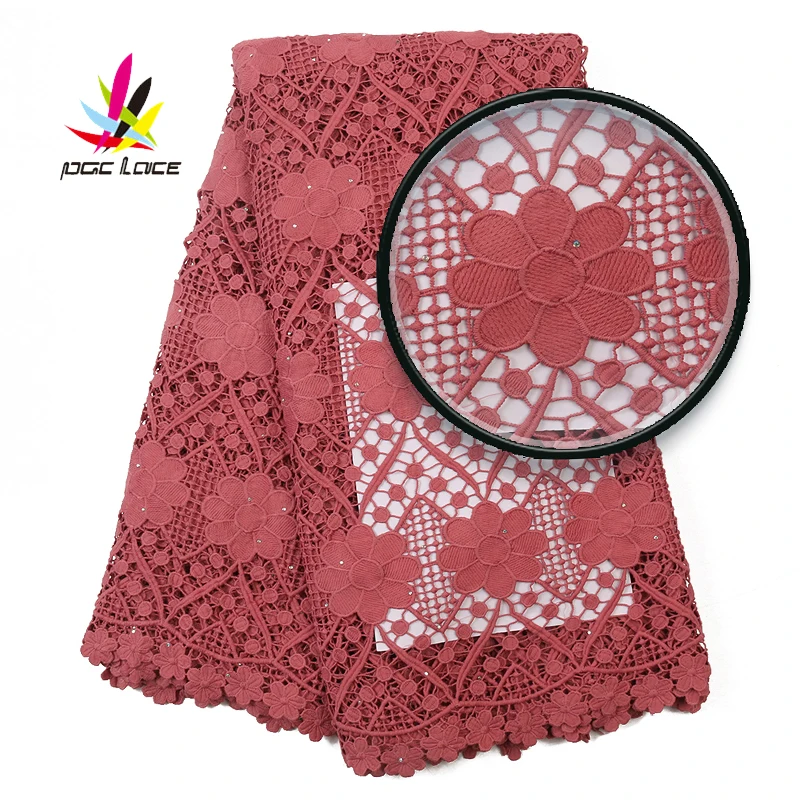 

Latest African Water Soluble Lace For Women Dress 2020 High Quality Nigerian Hollow Embroidered Lace Fabric With Stones AMY3110B