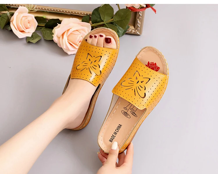 2022 New Shoes Sandals Women Outdoor Walking Shoes Retro Ladies Shoes Slip On Women Shoe Slipper Female Zapatillas Muje Footwear