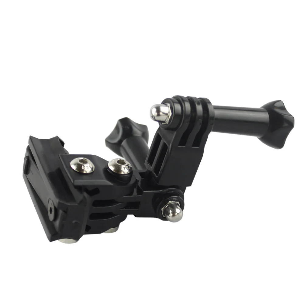 Support casque pour GoPro installé sur un casque de vélo, vue latérale