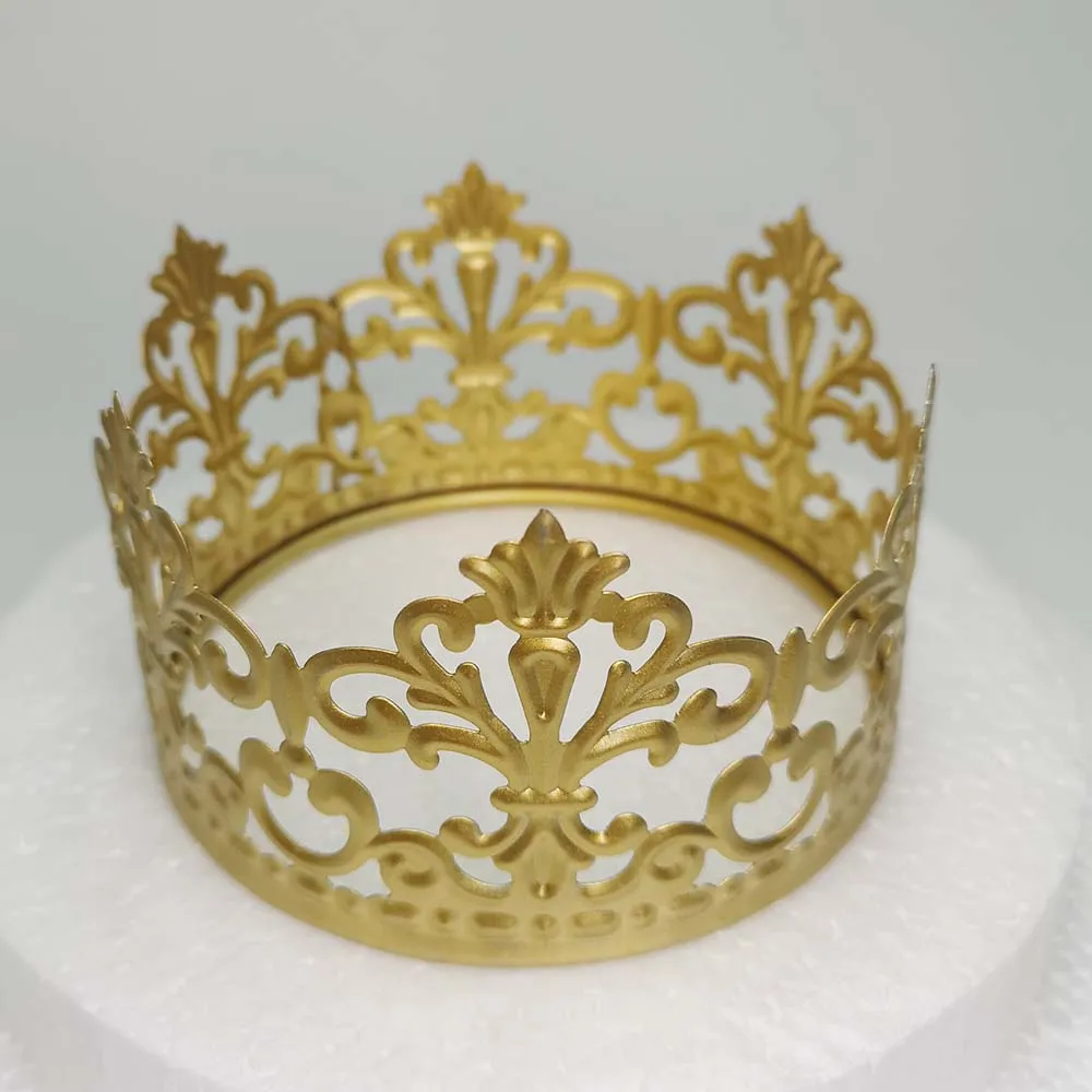 crown cake stand 02