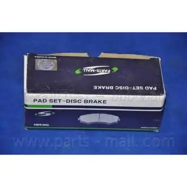 Колодки дисковые передние SsangYong Istana 95-03 PARTS-MALL PKD