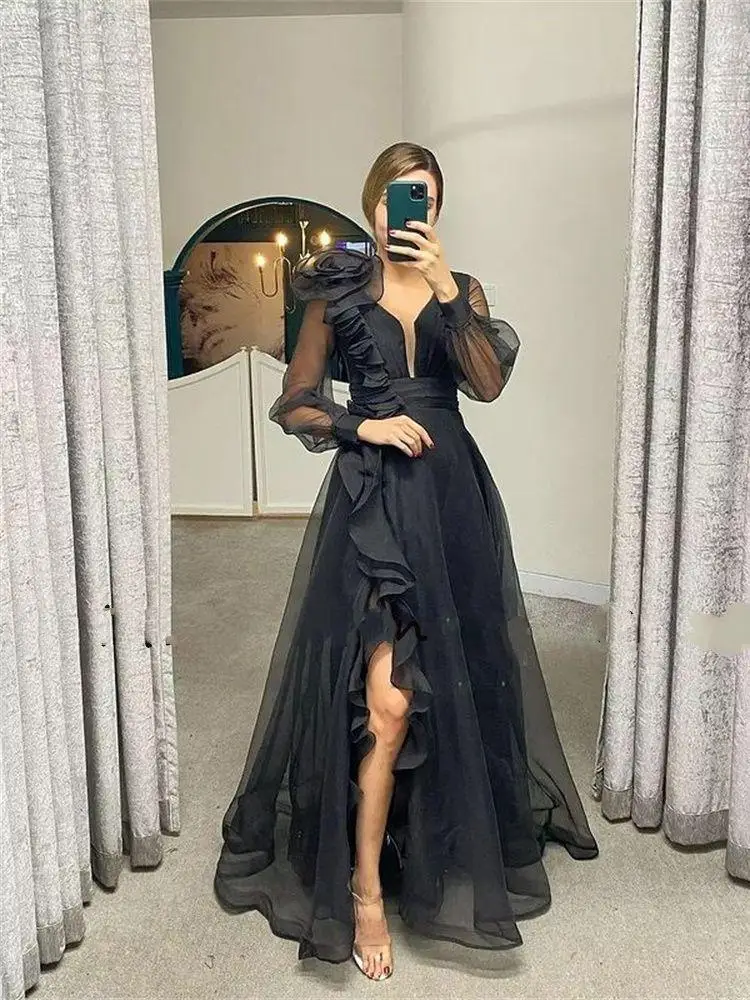

Modern Black Long Sleevess V Neck Prom Dresses for Women A Line High Side Slit Bridal Party Evening Gowns 2023