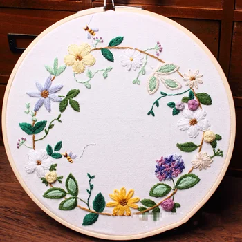 

Hand Flower DIY Embroidered Kit with Hoop Flower Printed Cross Stitch Kit Needlework For Beginner Sewing Art Home Decor