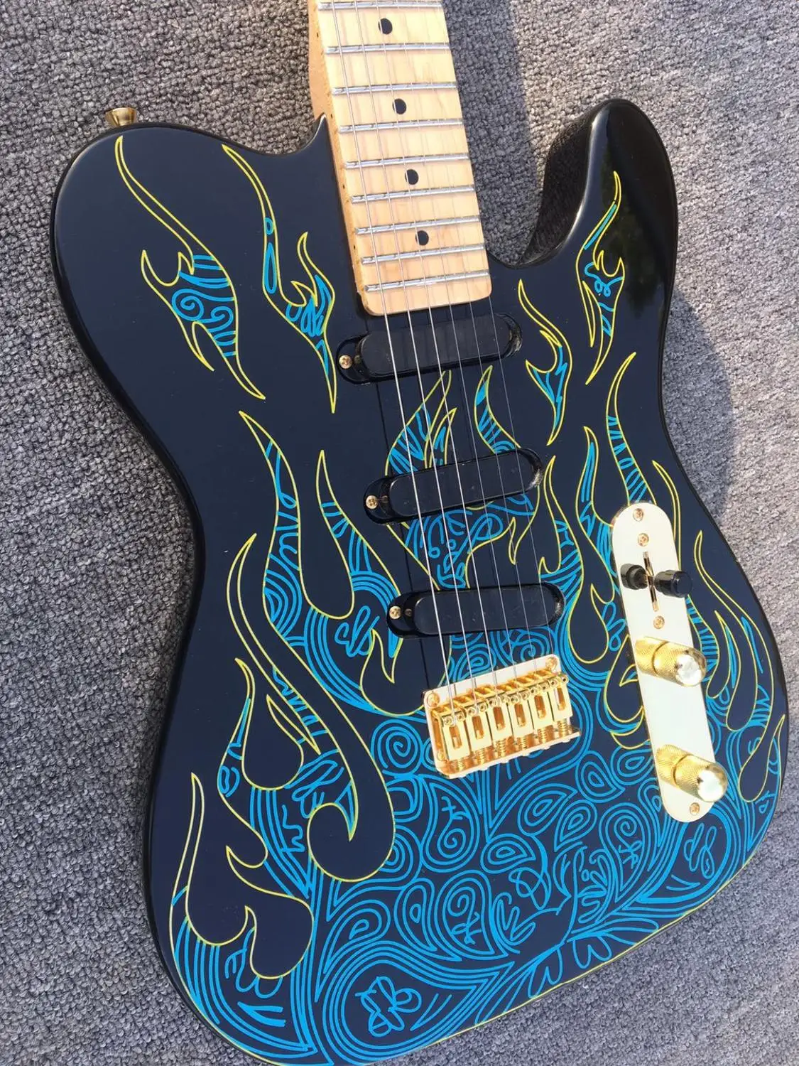 

Electric Guitar/Blue Flame Gold Hardware High Quality Guitar/Anmiyue Customizable Chinese Electric Guitar