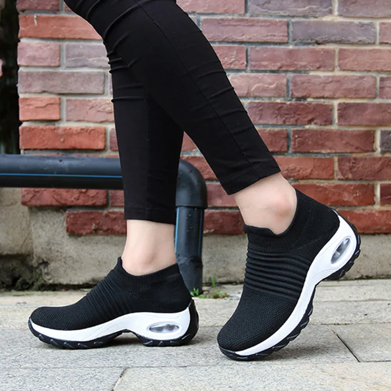 2020 women's running walking shoes spring and summer mesh breathable knitted sports shoes women's soft Platform Slip On Loafers
