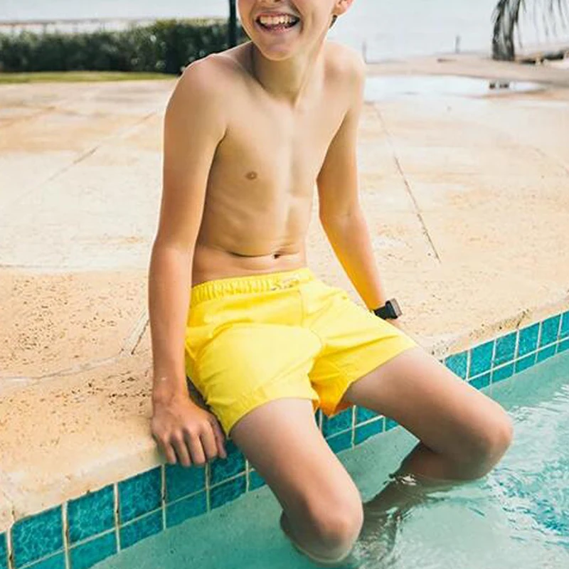 Shorts de praia e surfe