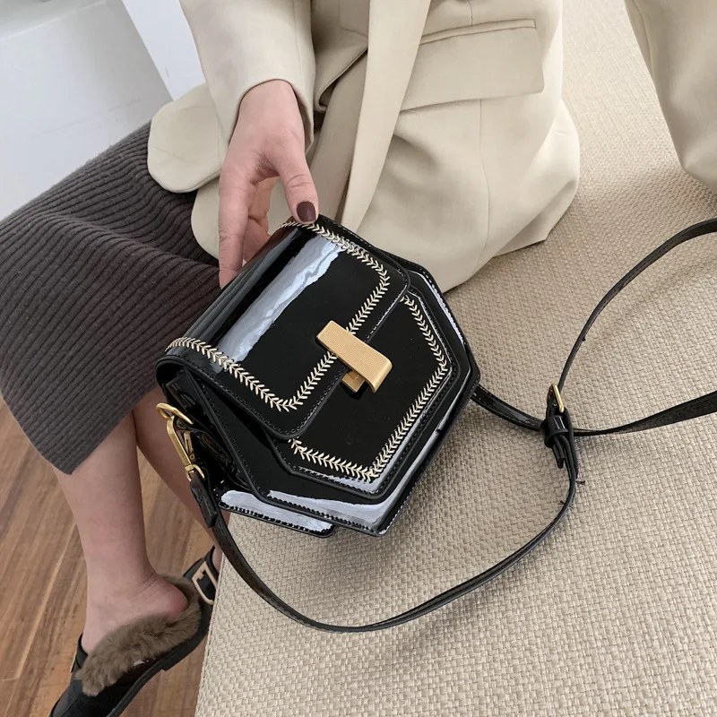 

Small Bag Women's 2019 New Style Korean-style Black And White with Pattern Stereotypes Shoulder Square Sling Bag Autumn And Wint