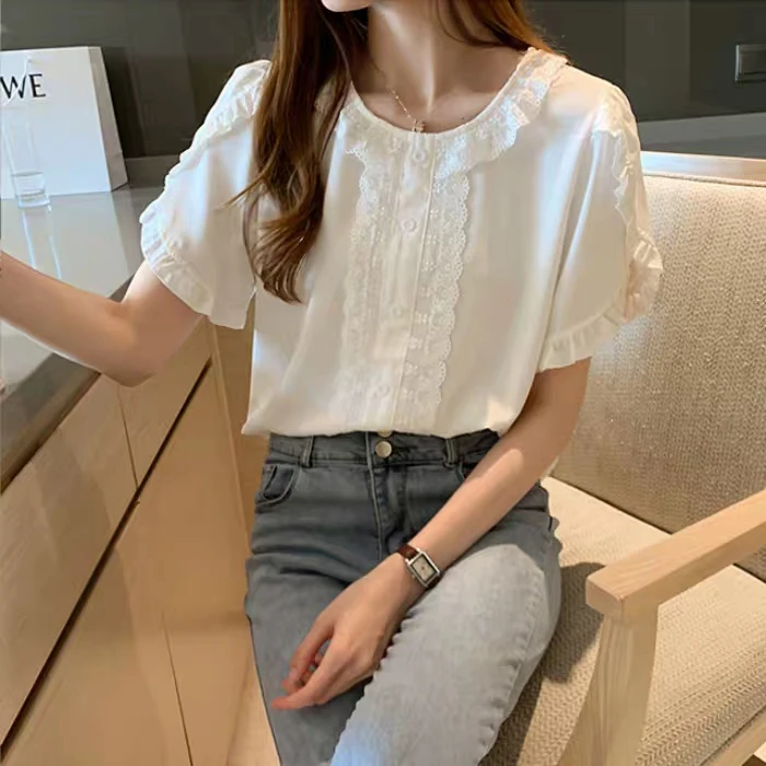 

COIGARSAM 4XL Plus Size Chiffon blouse women Summer Lace Loose blusas womens tops and blouses White 1381