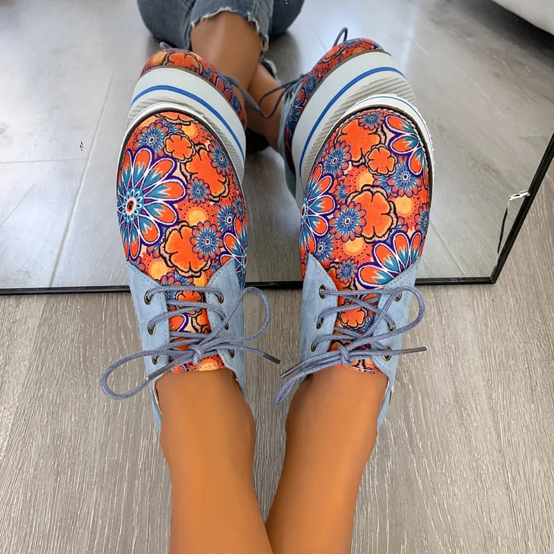 Vulcanized Women's Sports Shoes, Casual Women's Shoes with Flower Printing, Large 35-43, Shoelace, Thick Sole, Women's, New 2021