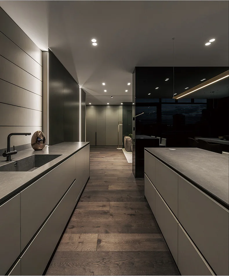 21659770978_328699283