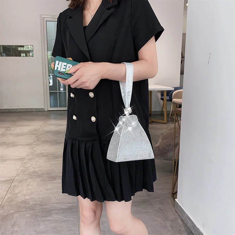 

2020 New Style Super Fire Man-made Diamond Bag Net Red Luxury Evening Bag Handbag Bling Cool Triangular Bag