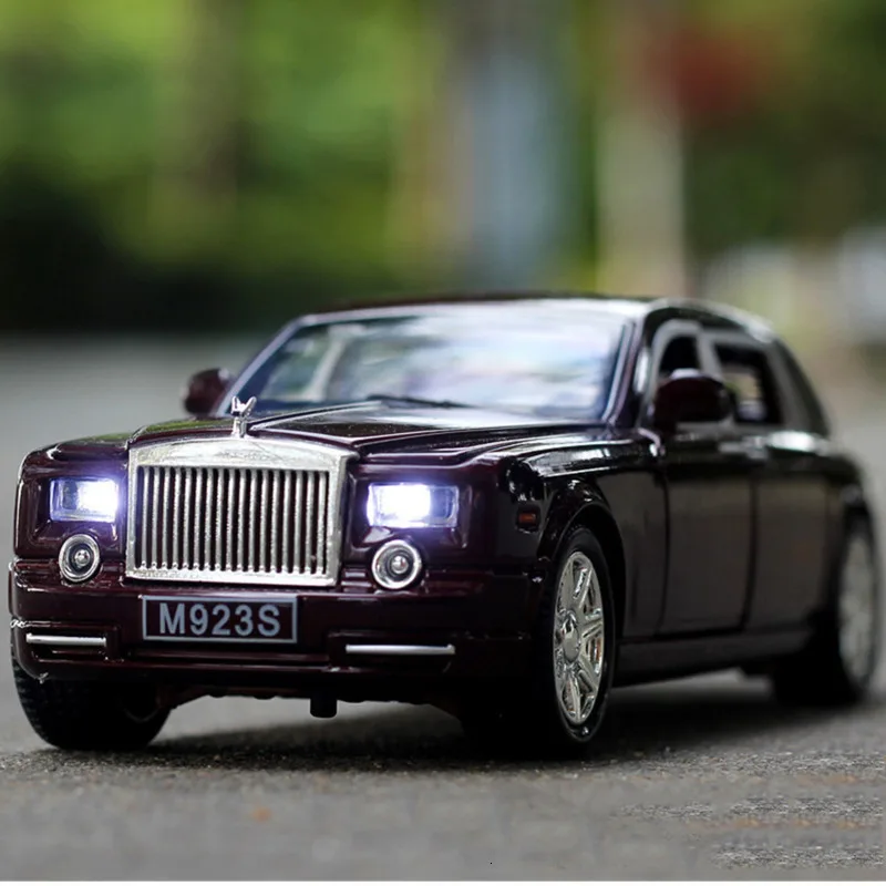 1/24 Rolls Royce Phantom роскошный корпус из сплава машины миниатюрюры Шесть Дверей звук и