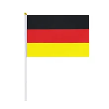 Fanów korba ręczna akcesoria flaga niemiecka nie 8 flaga pucharu europy flagi świata-Cup banery tanie tanio CN (pochodzenie) POLIESTER Flaga narodowa Latanie Bayer polyester fiber World Cup flag Dzianiny