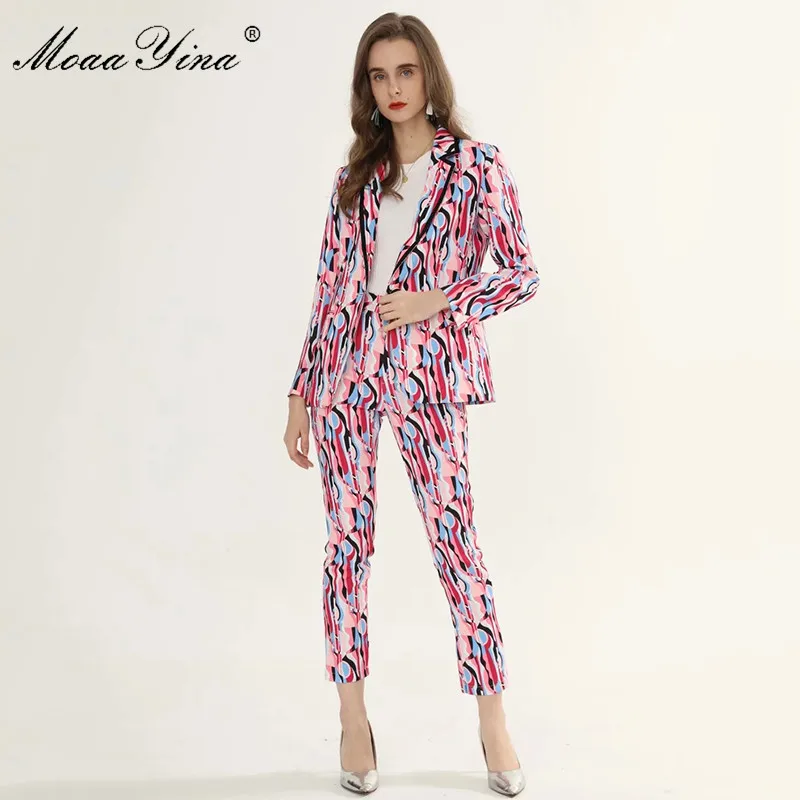 

MoaaYina Fashion Designer Set Spring Autumn Women's Long sleeve Suit Tops+3/4 pants Print High Street Elegant Two-piece set