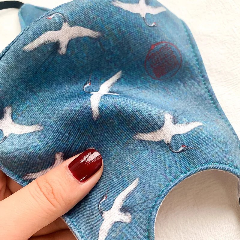 21180344281_2070773686