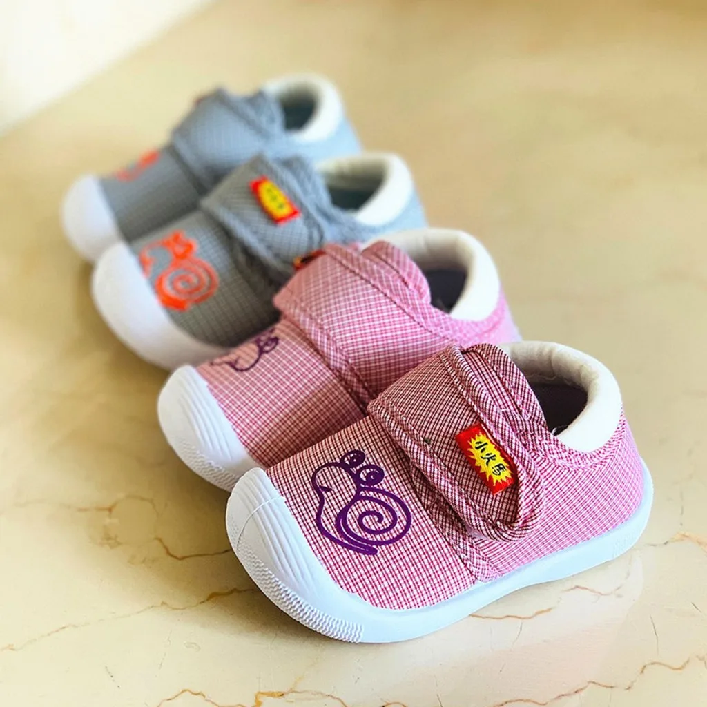

Infant Baby Shoes First Walkers Cute Cartoon Snail Squeaky Hook&Loop Soft Sole Anti-slip Toddler Children Kids Shoes Sneakers