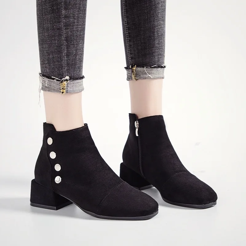 

Short Boots Women's 2019 Autumn And Winter New Style British Style Versatile round-Toe Square Heel Short Side Zipper Martin Boot