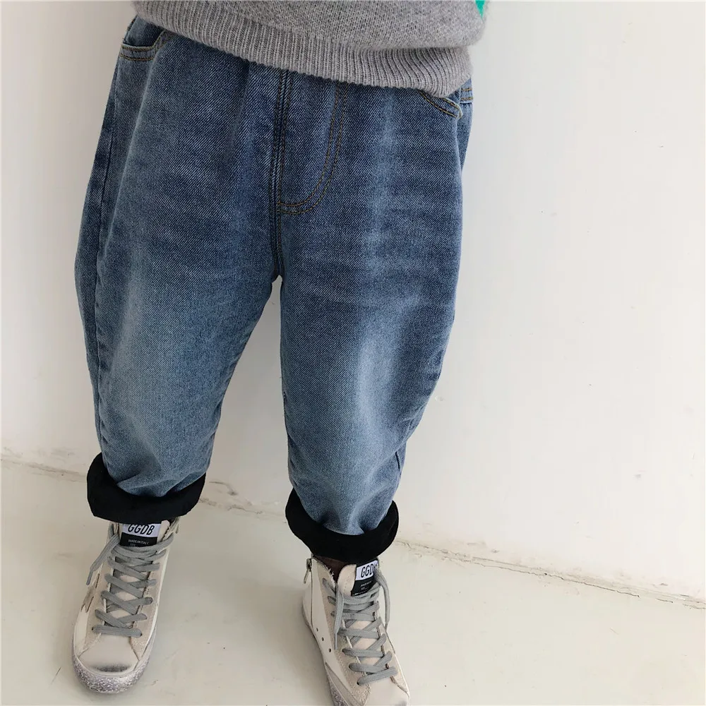 Зима ; модные теплые джинсы с флисовой подкладкой для мальчиков и девочек; плотные универсальные повседневные джинсы; От 2 до 7 лет