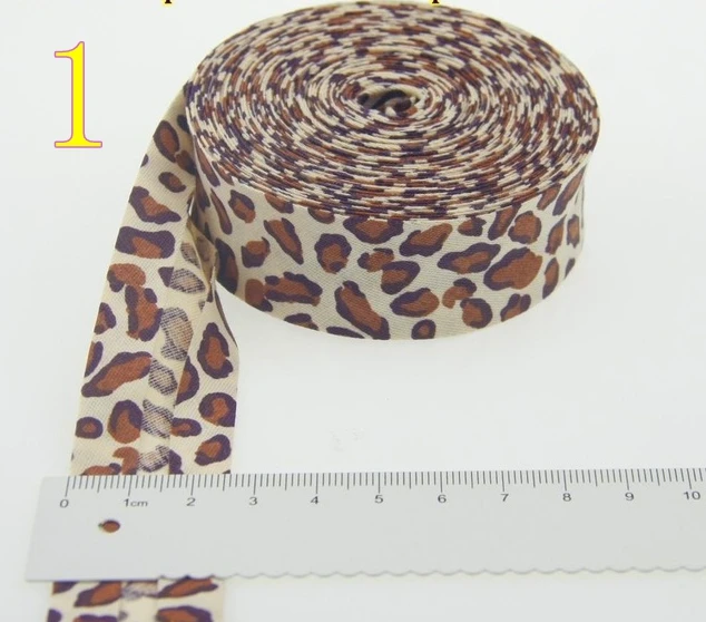 25 мм(") Ширина леопардовые Цветочные Листья печати гладить один раз хлопок косой ленты привязки скатерти одежды одеяло ремесло Шитье - Цвет: No.1