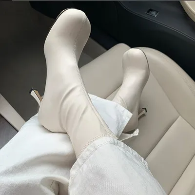 

Runway Woman Square Toe Kitten Heels Brand Short Ankle Boots For Woman Back Zip Stretch Slim Shoes Chelsea Botas Femininas