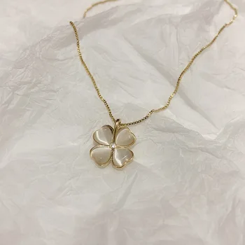 

Korean Style Necklace For Women White Opal Four Leaf Clover Designer Elegant Fashion Jewelry Pendant Necklace 2020