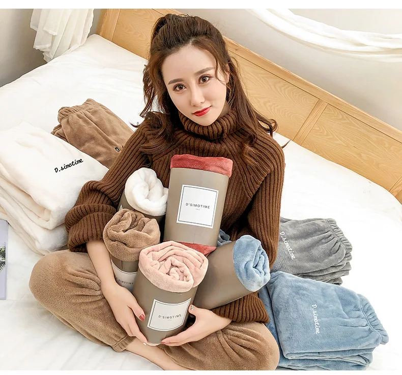 9984505344_609735182