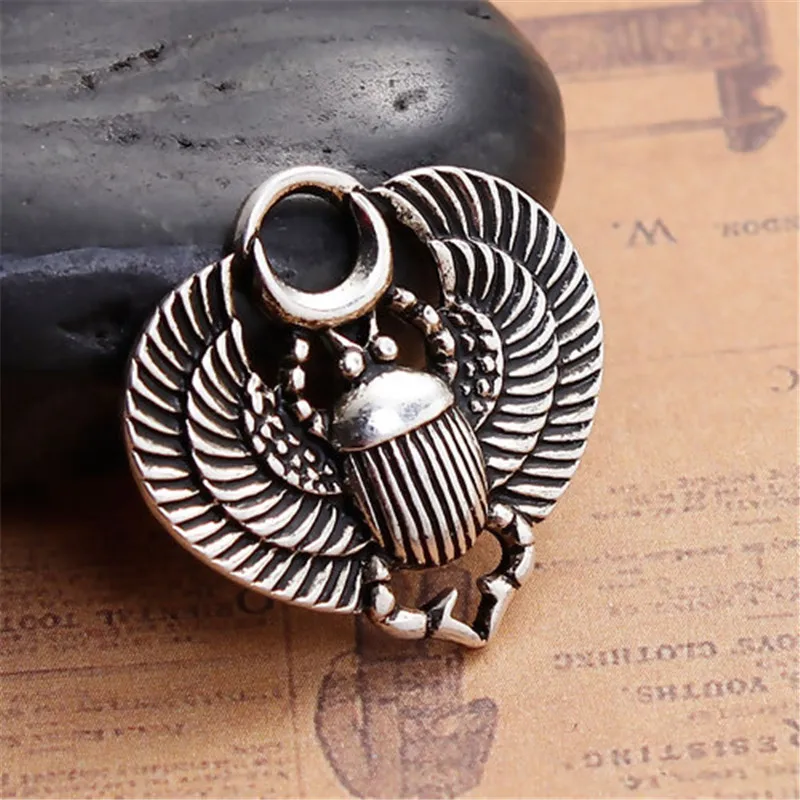 

DoreenBeads Zinc Based Alloy Pendants Charms Scarab Antique Silver Style Jewelry DIY Components 27mm(1 1/8") x 26mm(1"), 2 PCs